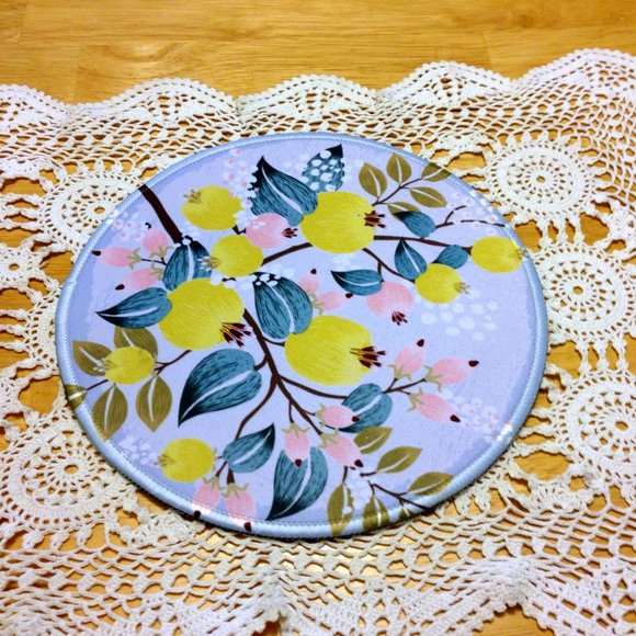 Computer accessory,  New pretty small floral computer mouse pad - Picture 1 of 3